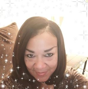 Meet your Posher, Yvette